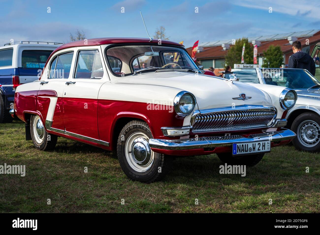 PAAREN IM GLIEN, GERMANY - OCTOBER 03, 2020: Executive car GAZ M21 Volga,  1970. Die Oldtimer Show 2020 Stock Photo - Alamy