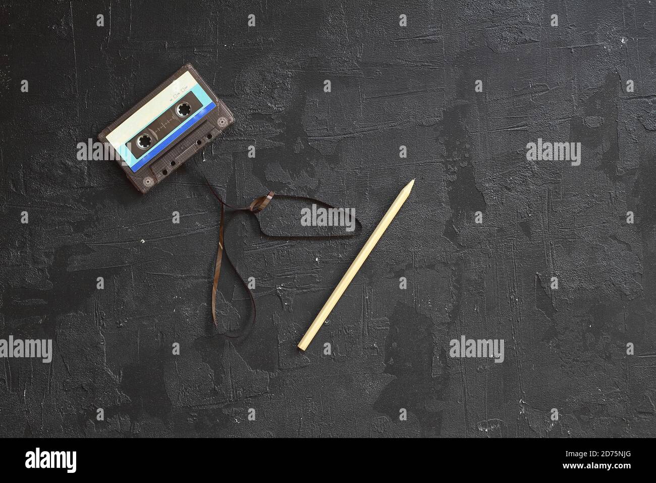 Broken radio cassette player hires stock photography and images Alamy