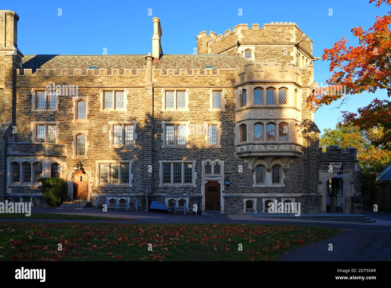 PRINCETON, NJ 15 OCT 2020 Colorful autumn foliage on the campus of