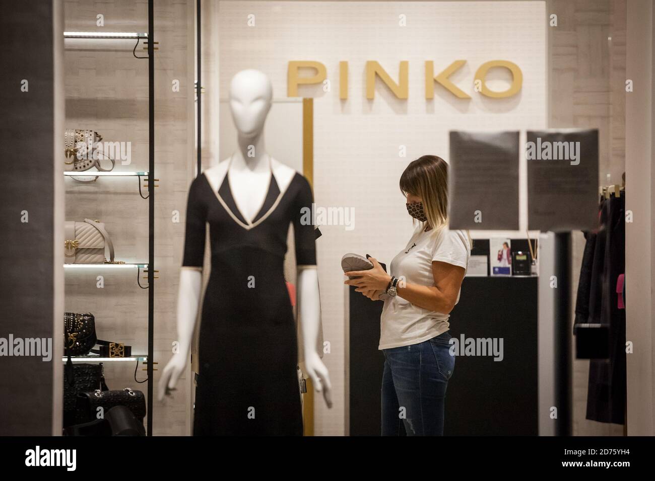 Abbigliamento pinko 2020 best sale