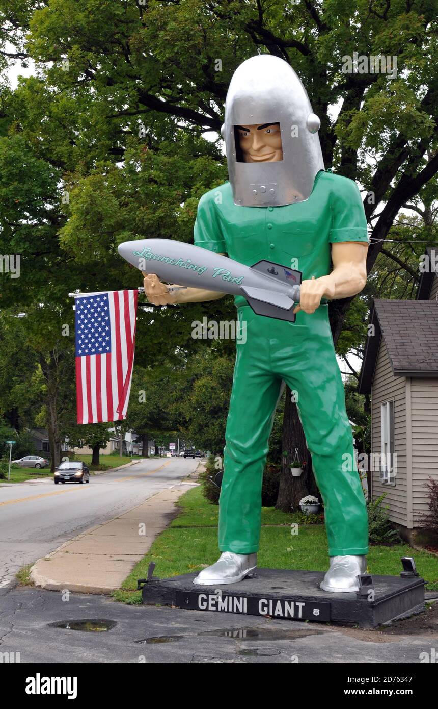 The Gemini Giant, a landmark Muffler Man advertising statue dating from the 1960s, stands at the Launching Pad Restaurant along Route 66 in Wilmington. Stock Photo