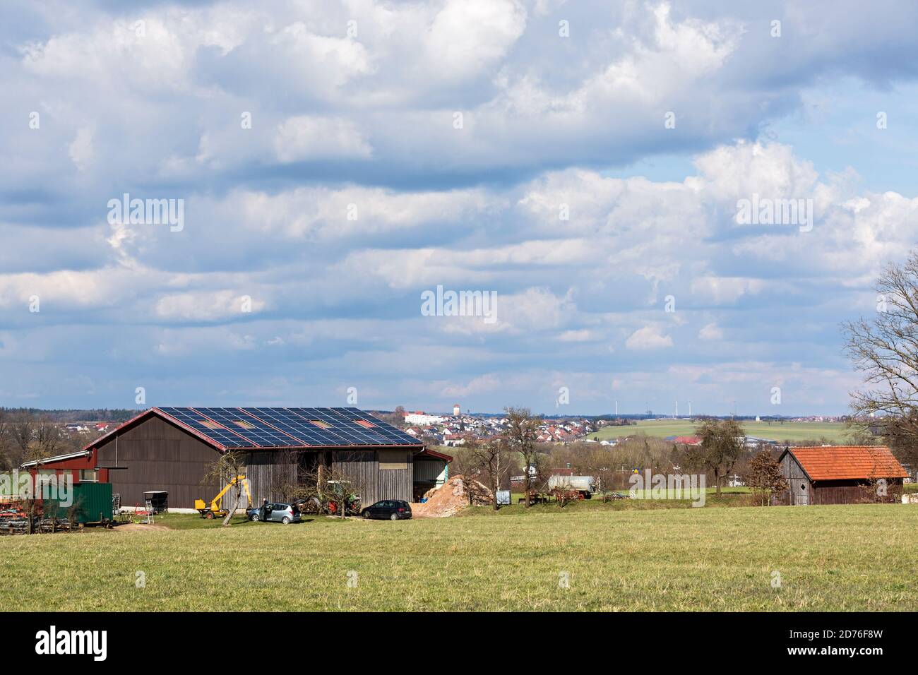 Bauernhof; Feld, Ortschaft, Leinzell, Windpark Stock Photo