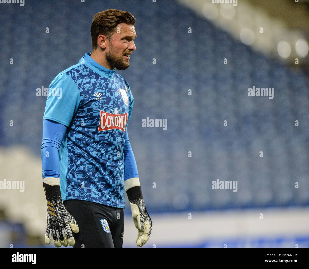 Ben Hamer (1) of Huddersfield Town during warm up Stock Photo Alamy