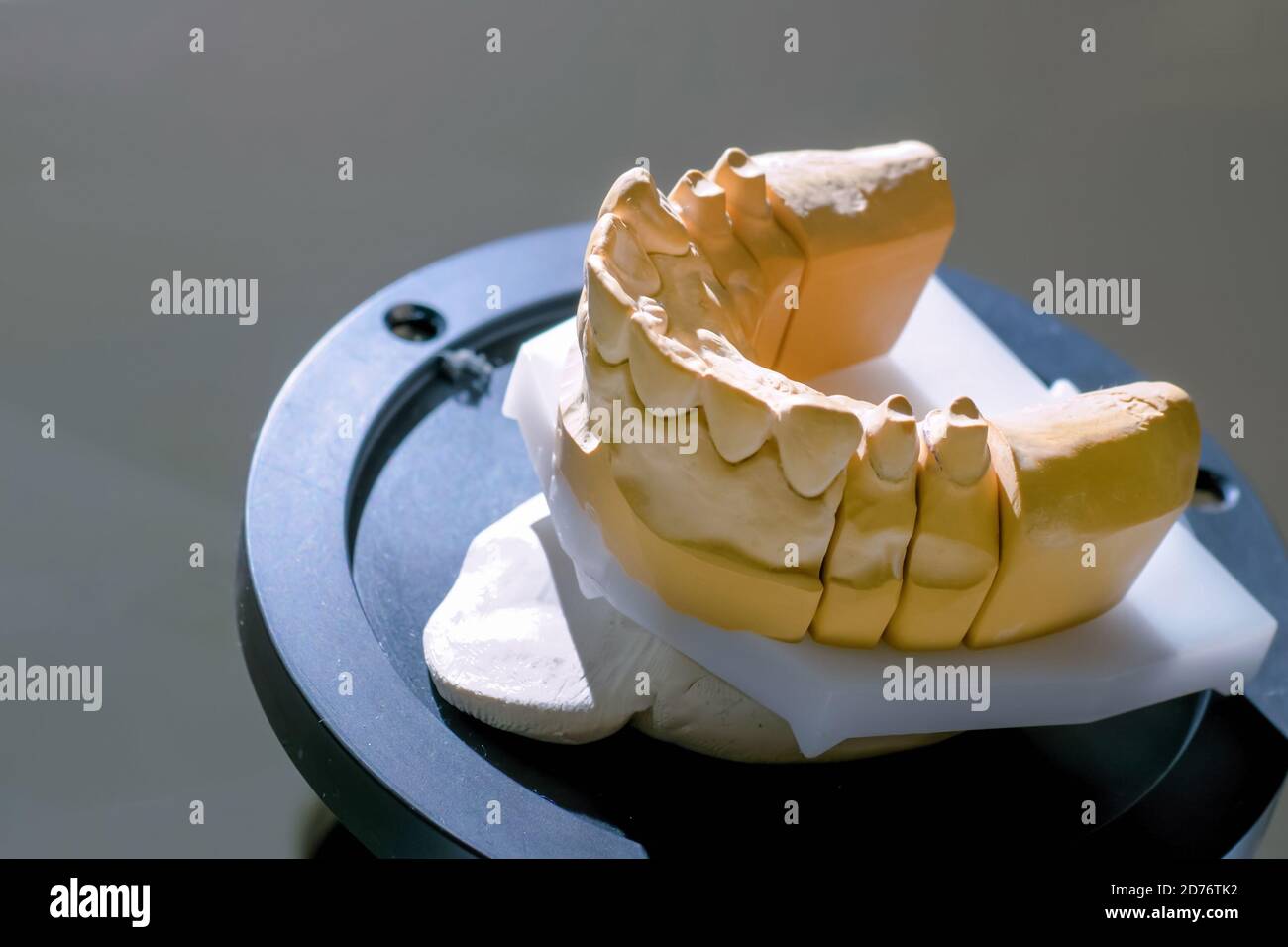 Automatic 3D dental scanner for dental gypsum model scanning and measuring with rotating platform - close up view. Stomatology, medicine, restoration Stock Photo