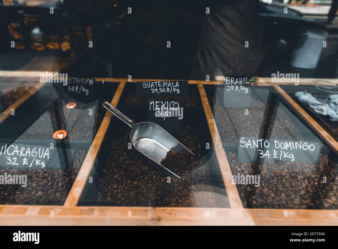 window hires stock photography and images Alamy