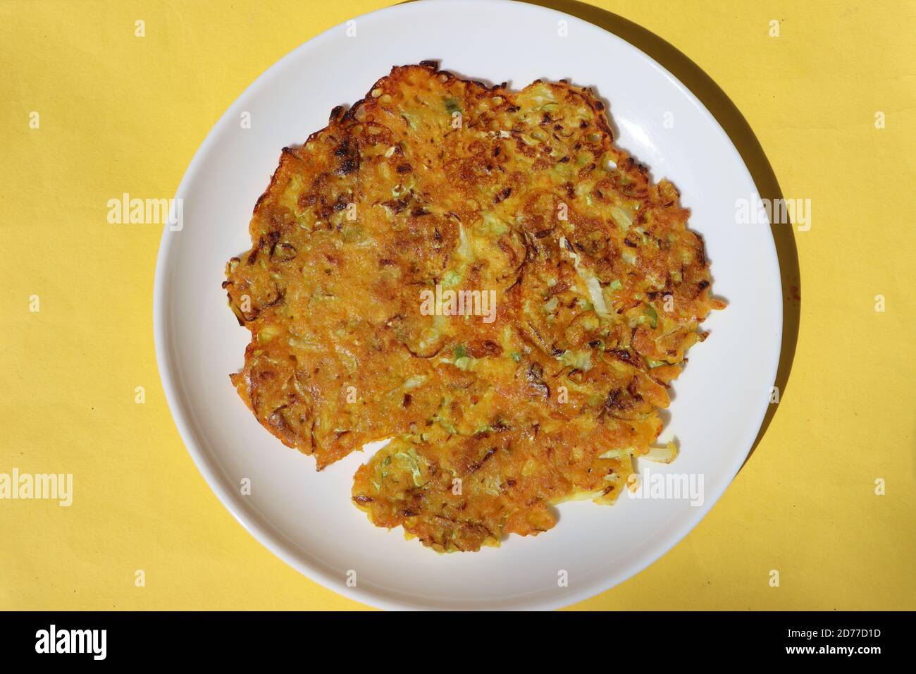 Vegetable cabbage pancake, patta gobi ka cheela, Indian food Stock Photo