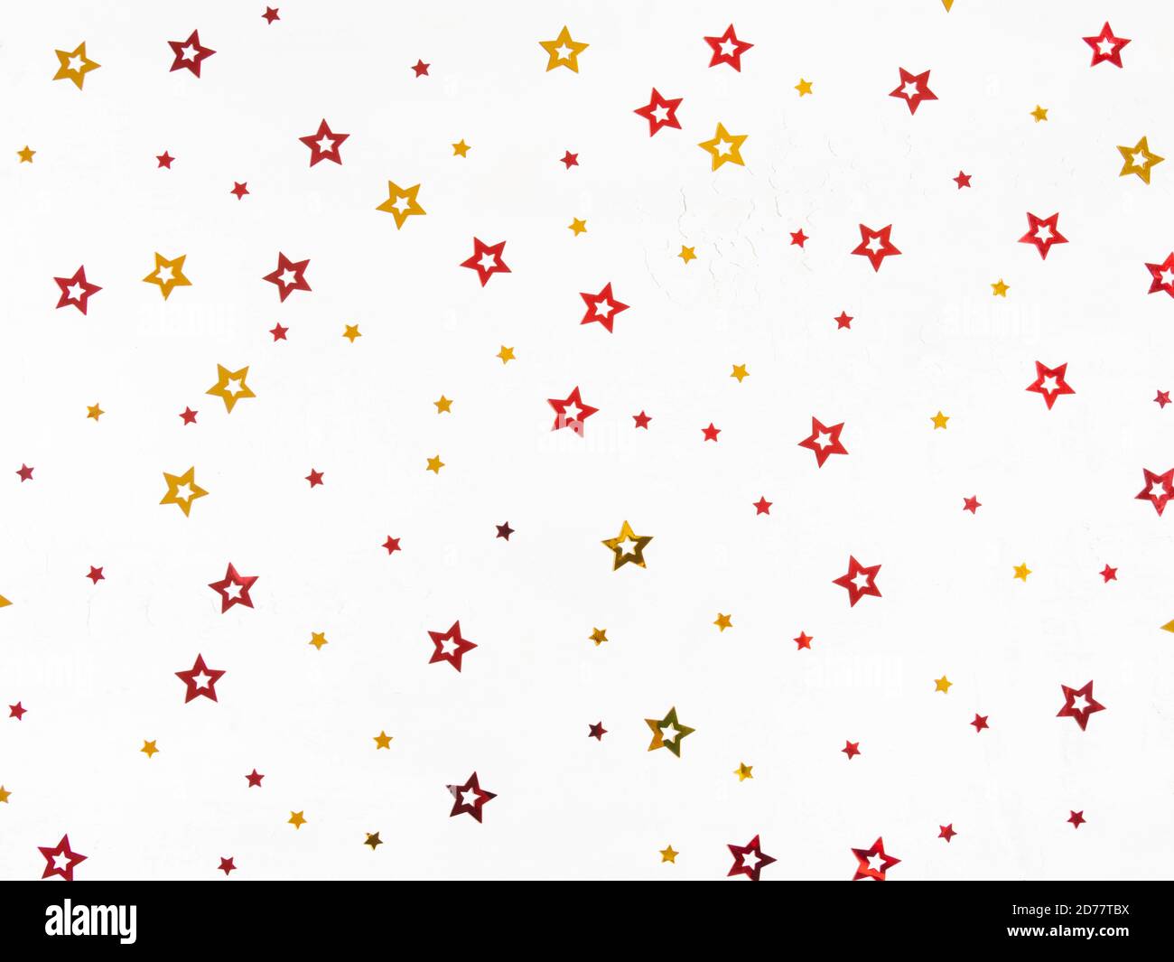 Gold stars confetti hi-res stock photography and images - Alamy