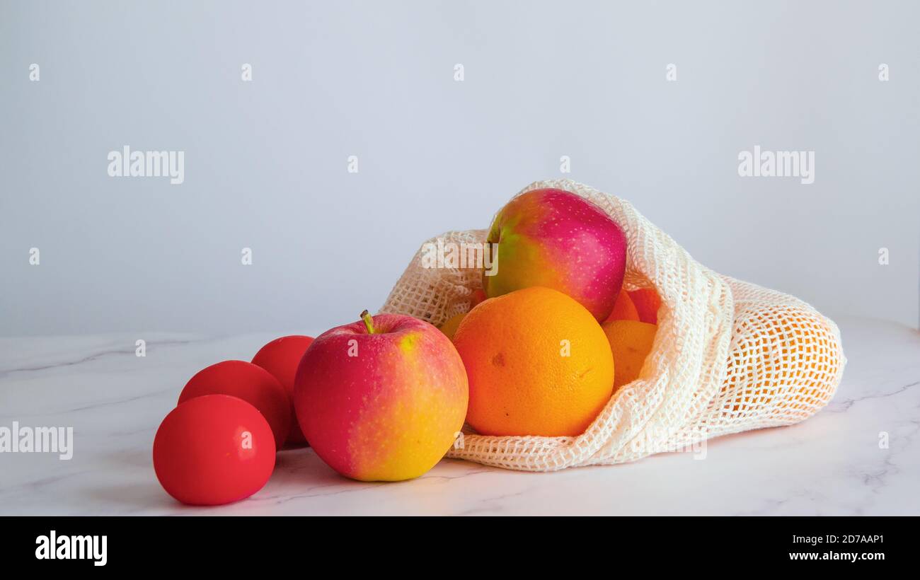 Sustainable shopping hires stock photography and images Alamy