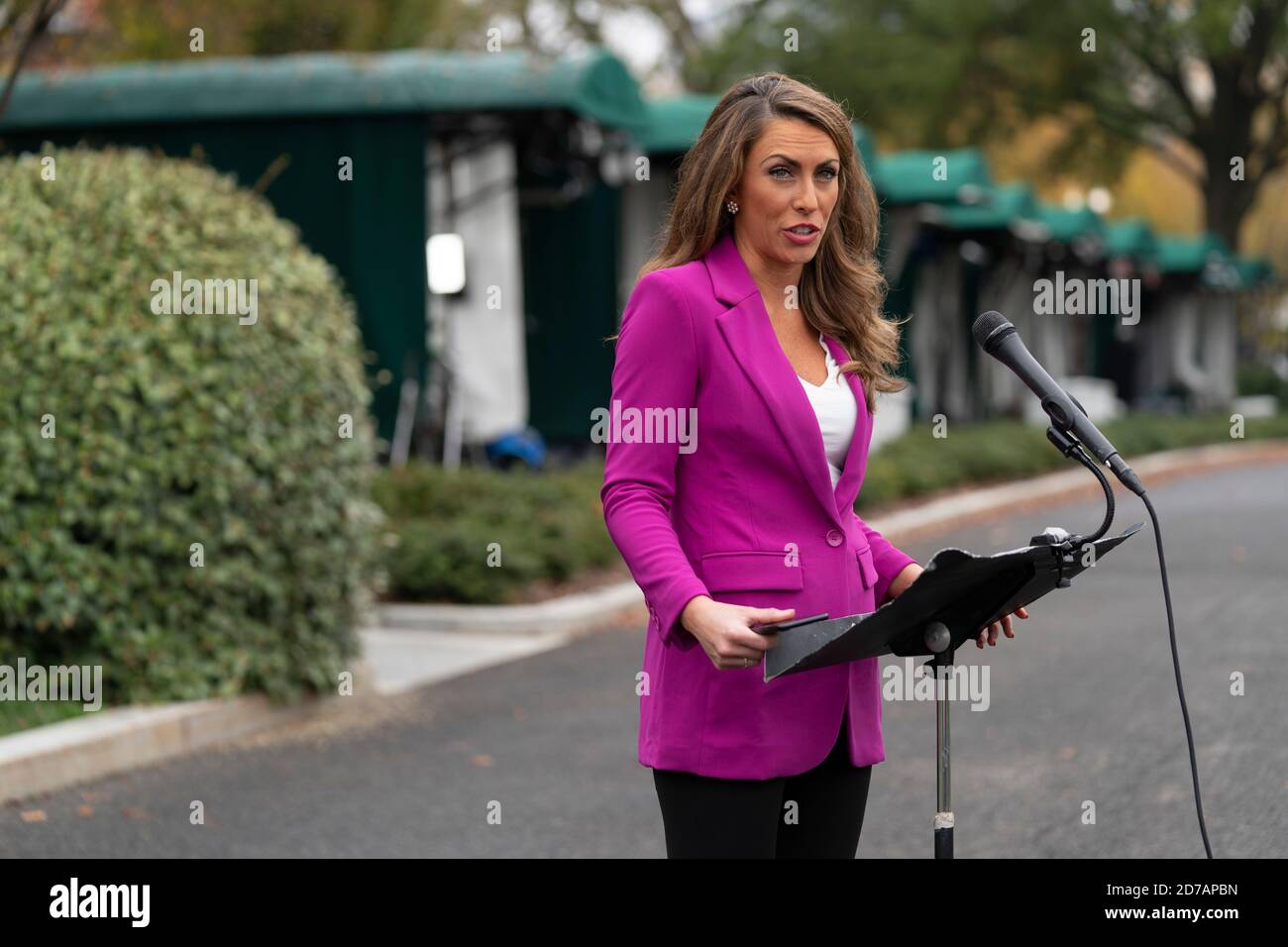 Washington, United States Of America. 21st Oct, 2020. White House Director of Strategic Communications Alyssa Farah speaks to the media at the White House in Washington, DC on Wednesday, October 21, 2020.Credit: Chris Kleponis/Pool via CNP | usage worldwide Credit: dpa/Alamy Live News Stock Photo