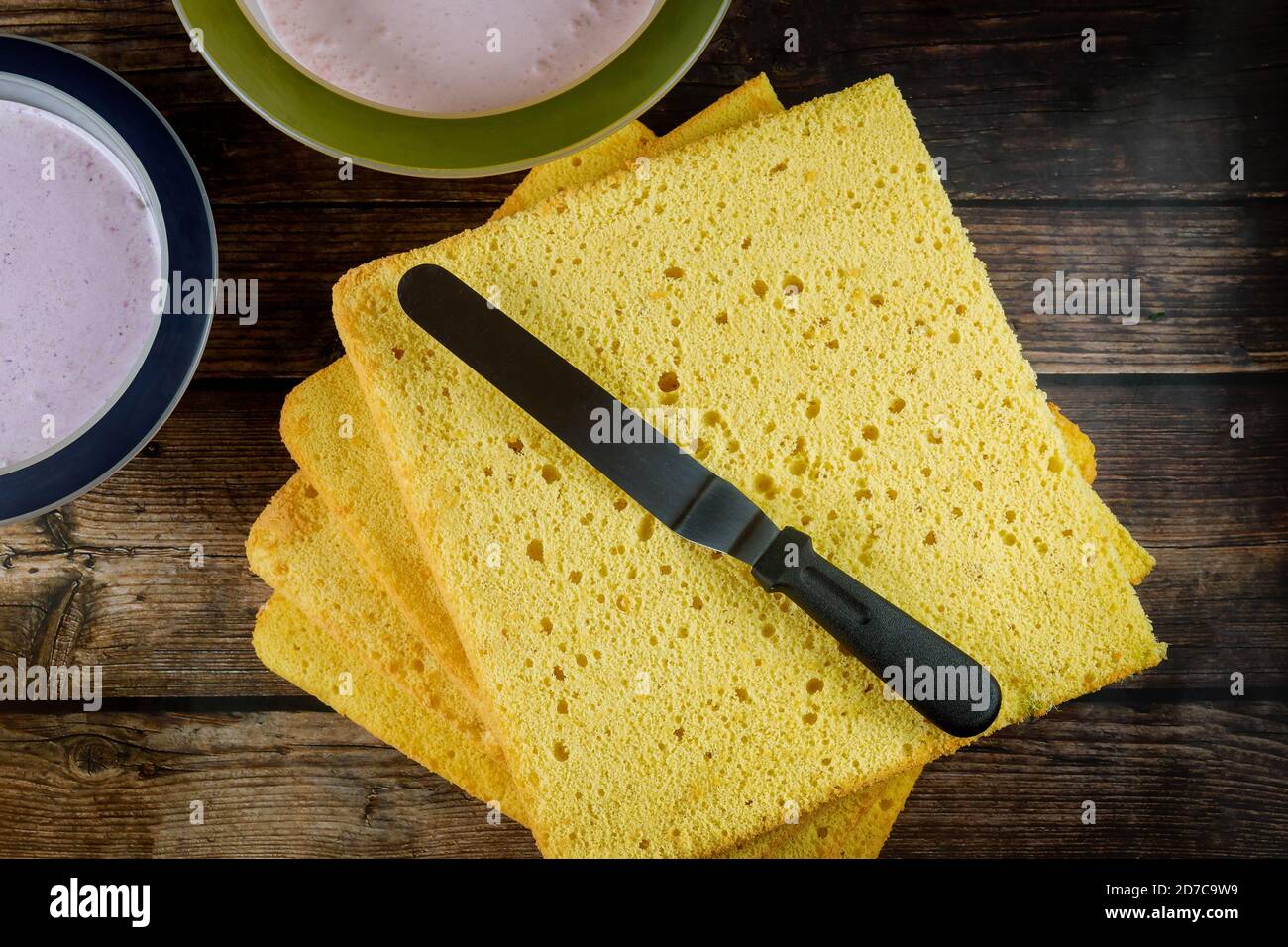 Frosting On Spatula Stock Photos - 1,715 Images