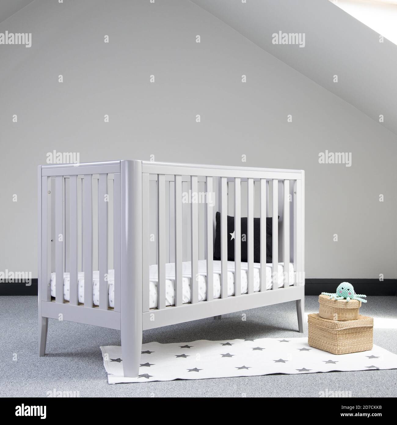 wicker cot bed