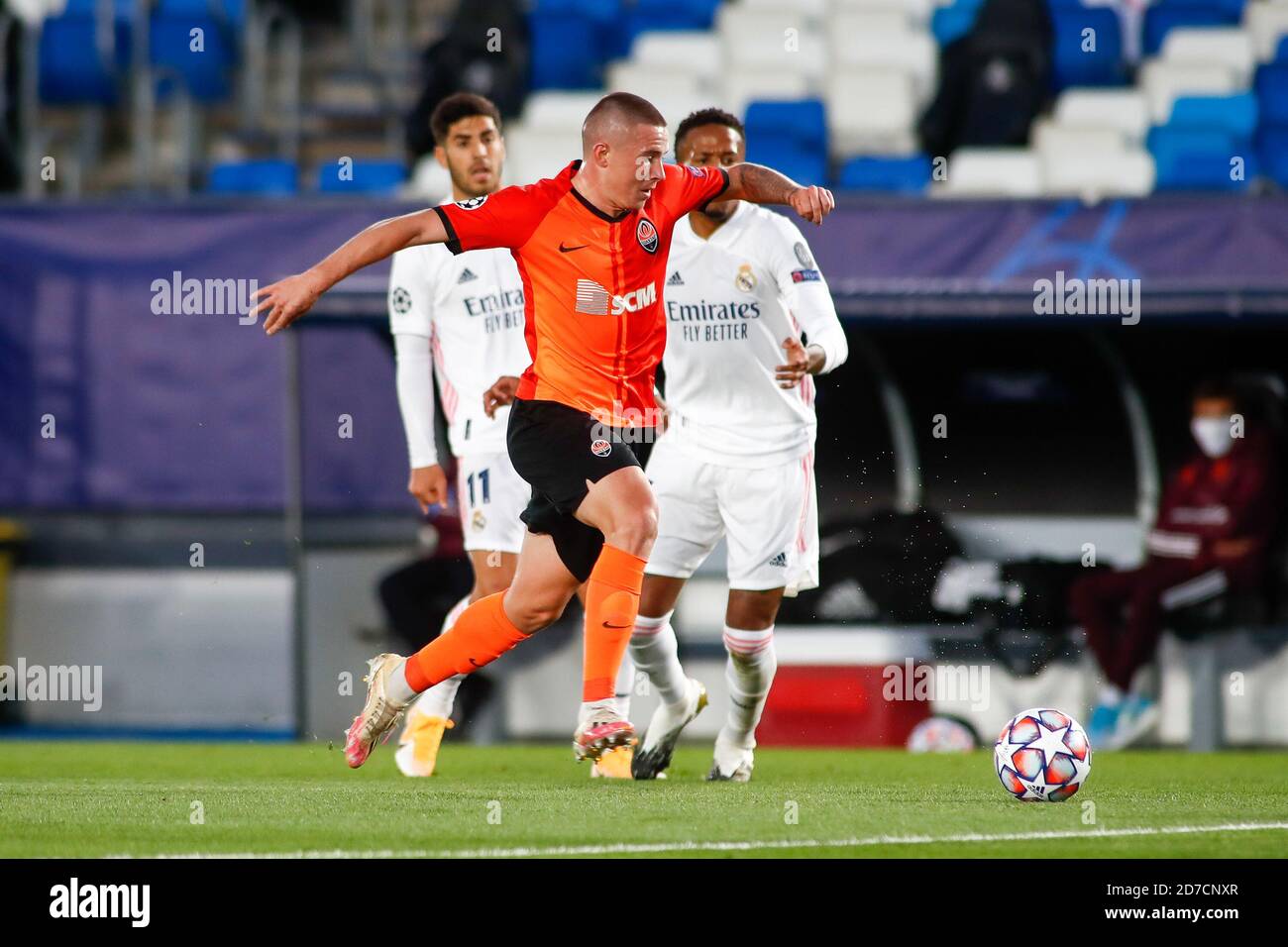 iktor Kornienko of Shakhtar Donetsk in action during the UEFA Champions League, Group Stage, Group B football match between Real Madrid and Shakhtar Stock Photo