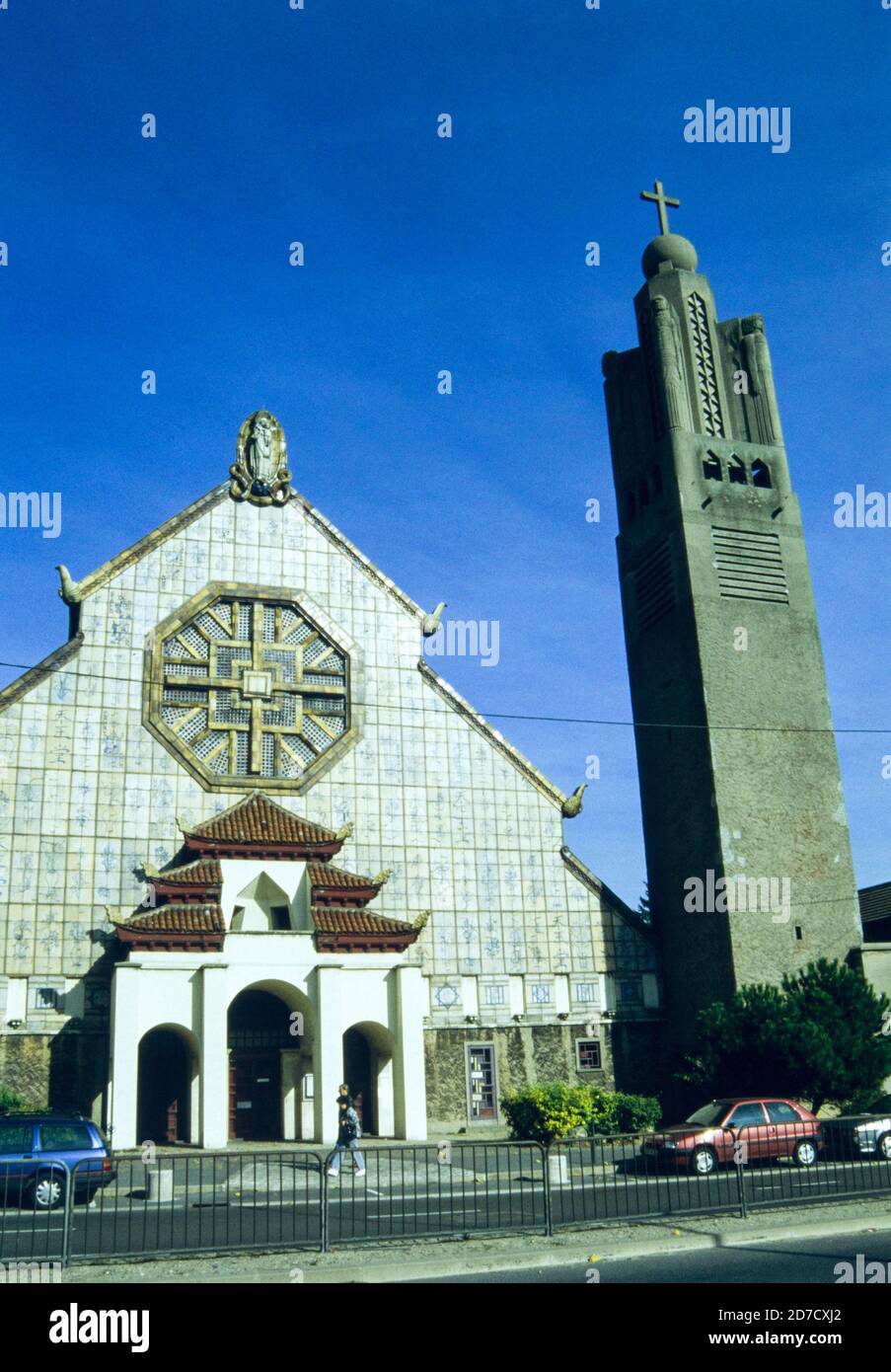 Epinay-sur-Seine 1996 : Notre Dame des Missions (1931) Stock Photo