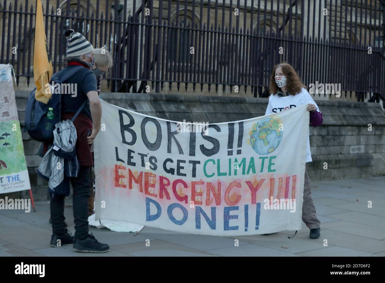 Hs2 Protest Graph Extinction Rebellion protest against the HS2 project in Parliament ...