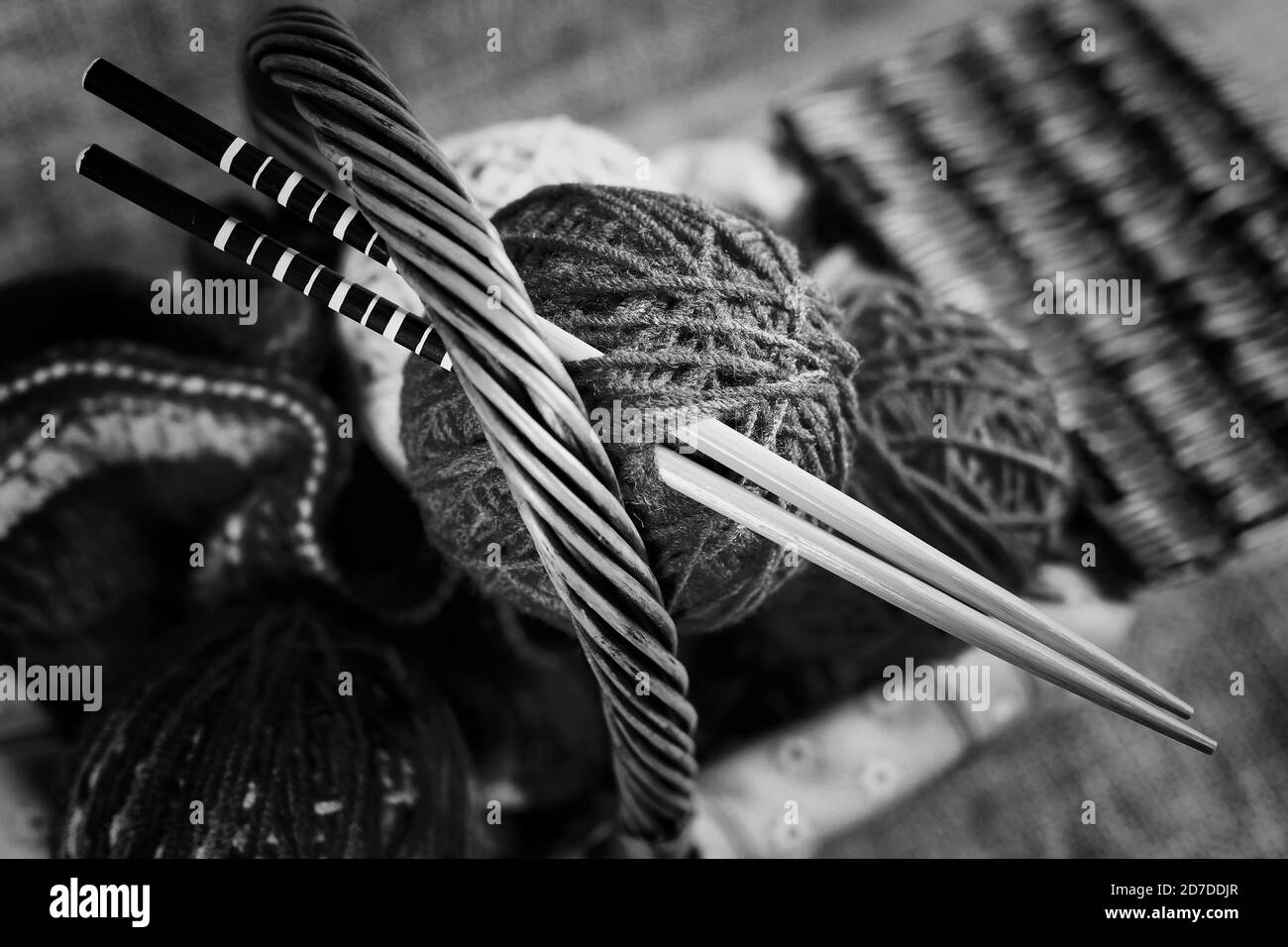 embroidery wool balls and knitting needles Stock Photo Alamy