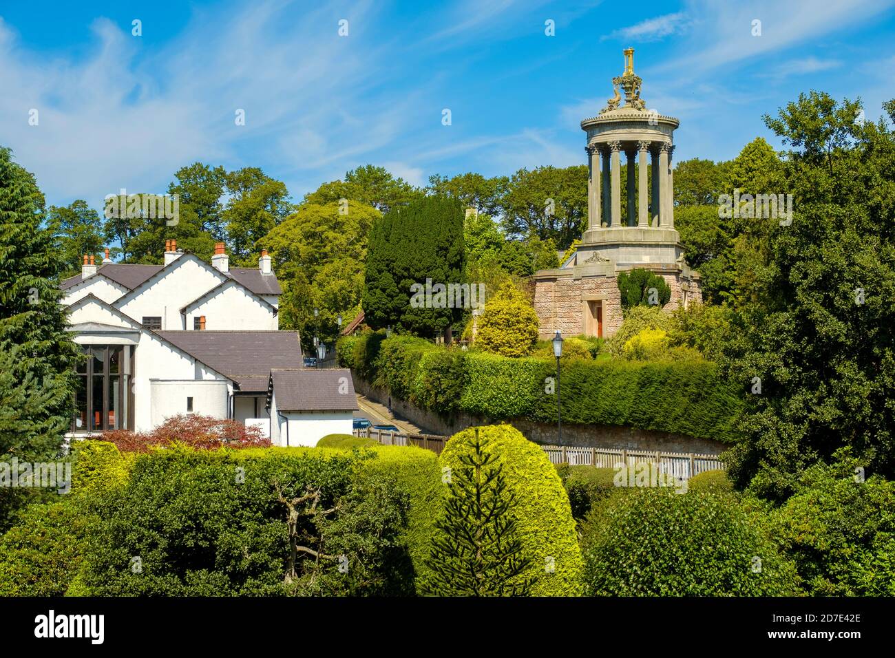 The Brig O' Doon House Hotel and the Burns Monument. Stock Photo