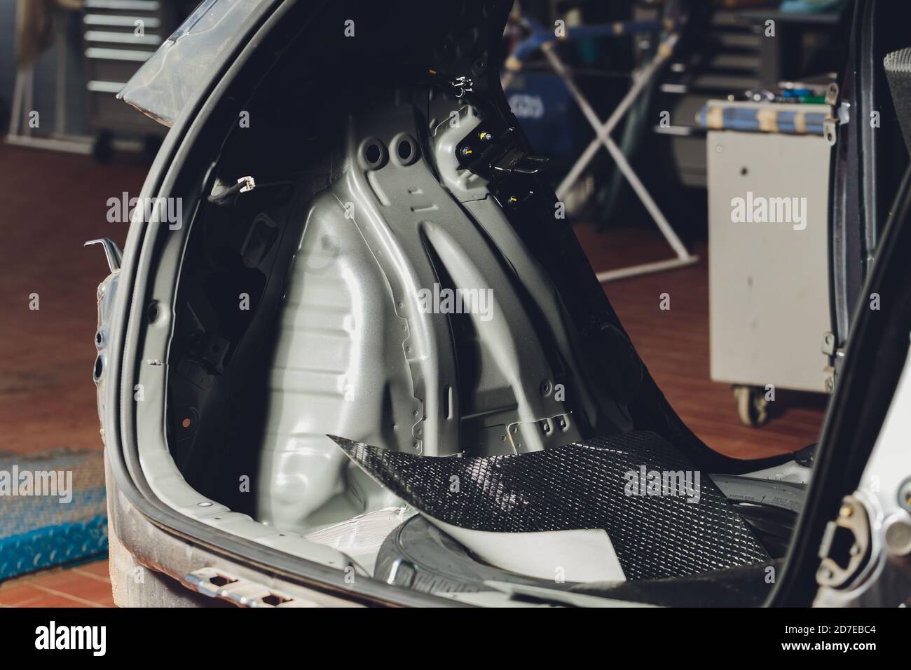 Sound insulation and sound insulation of the car. Installation of sound