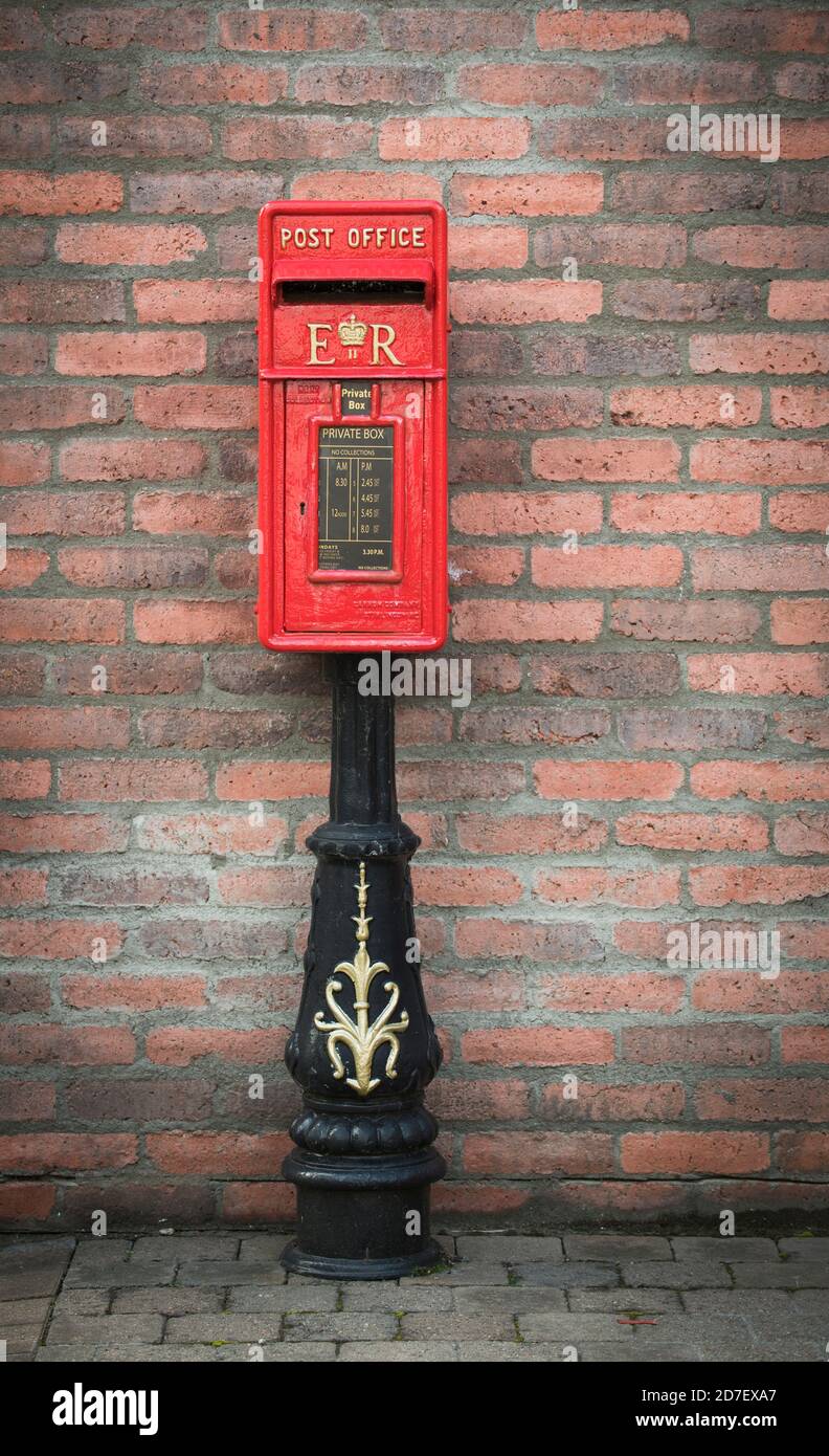 Red Royal mail post office box in Northern Ireland, U.K Stock Photo Alamy