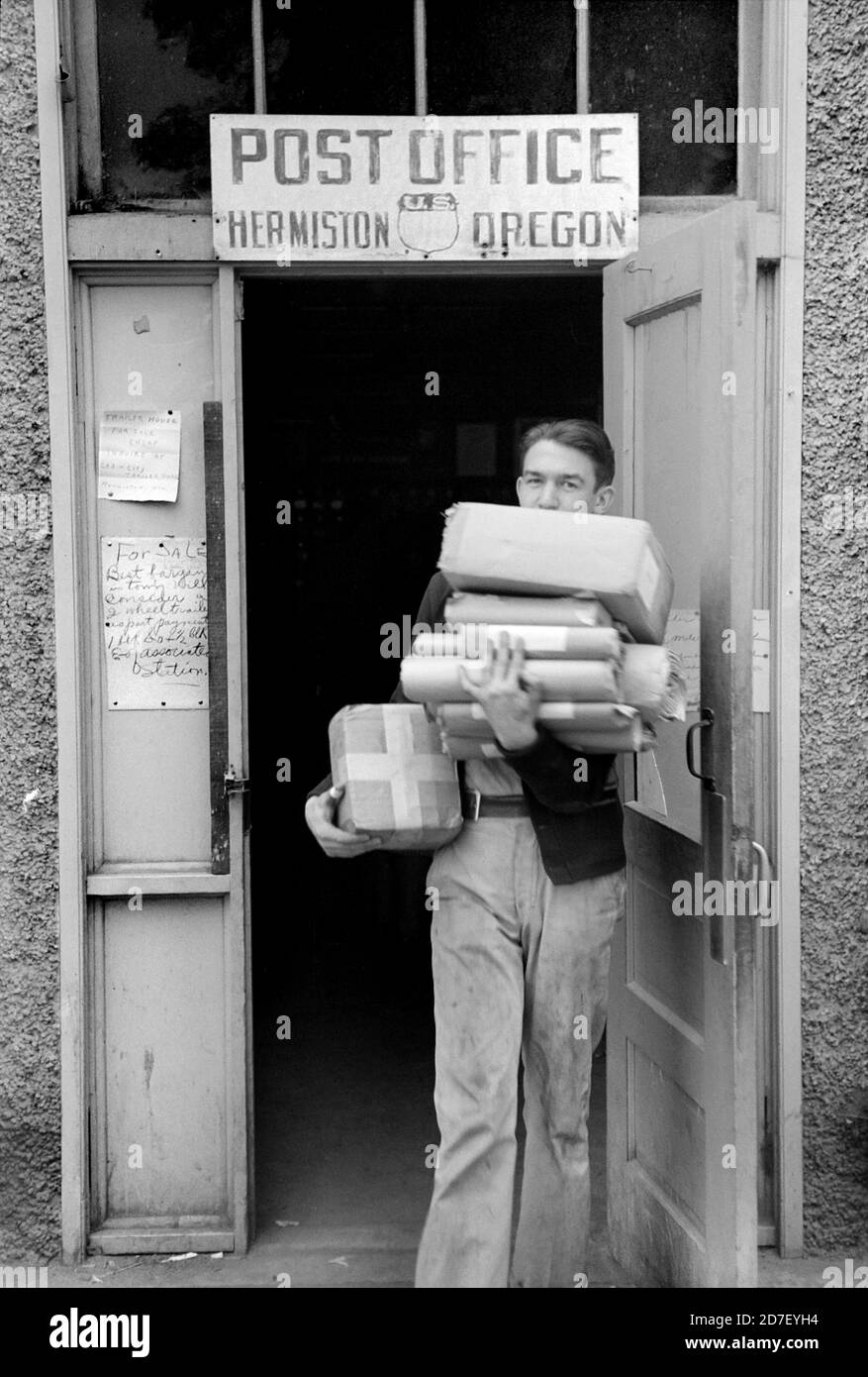 Vintage u.s. post office hires stock photography and images Alamy