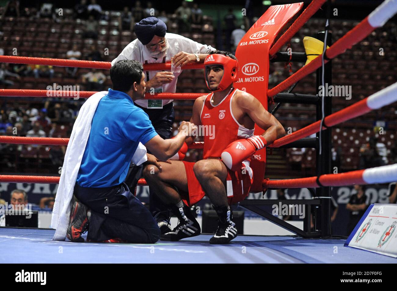 Boxing Match Corner High Resolution Stock Photography and Images Alamy
