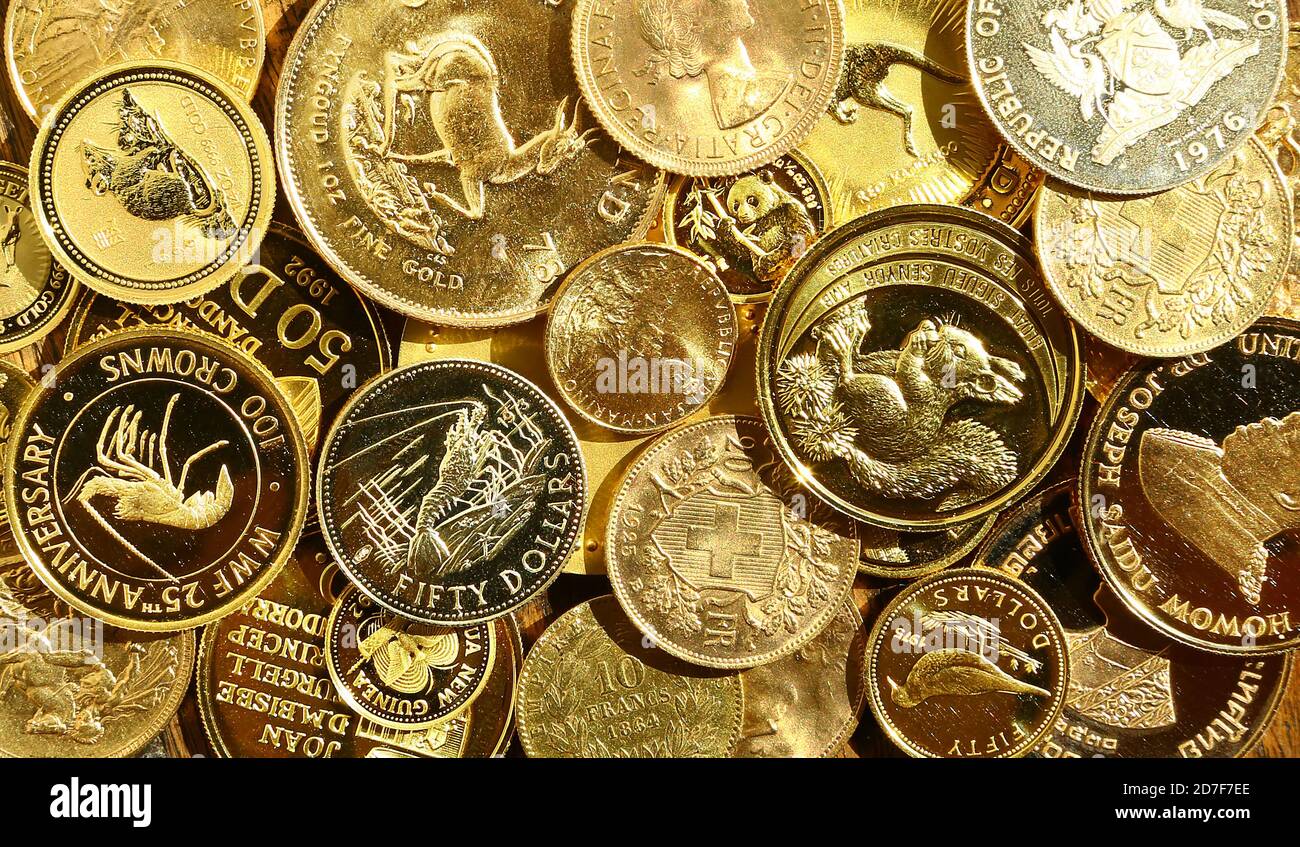 bunch-of-gold-investment-coins-2D7F7EE.jpg