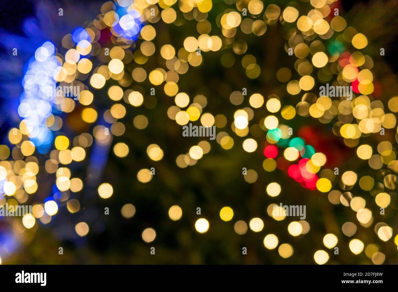 Bright bokeh from the lights of the Christmas tree Stock Photo - Alamy