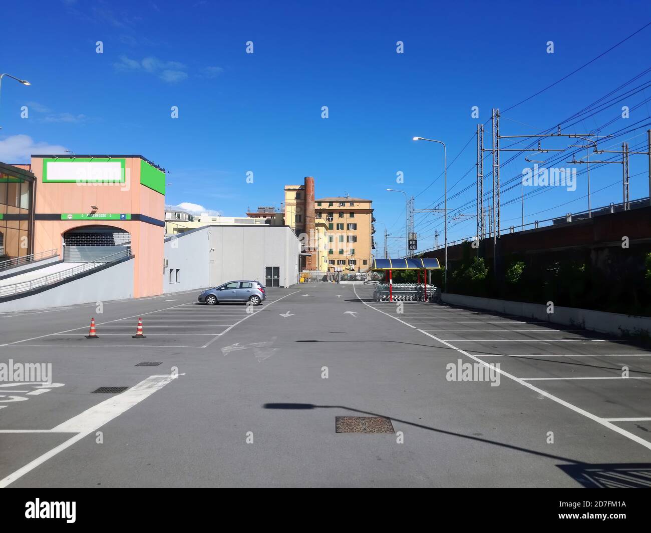Car park line marking hires stock photography and images Alamy