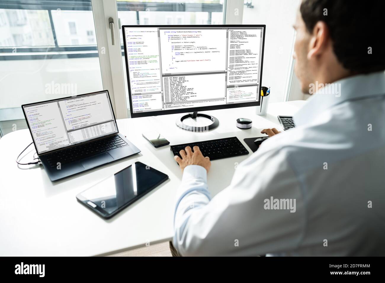 From computer screen hi-res stock photography and images - Alamy