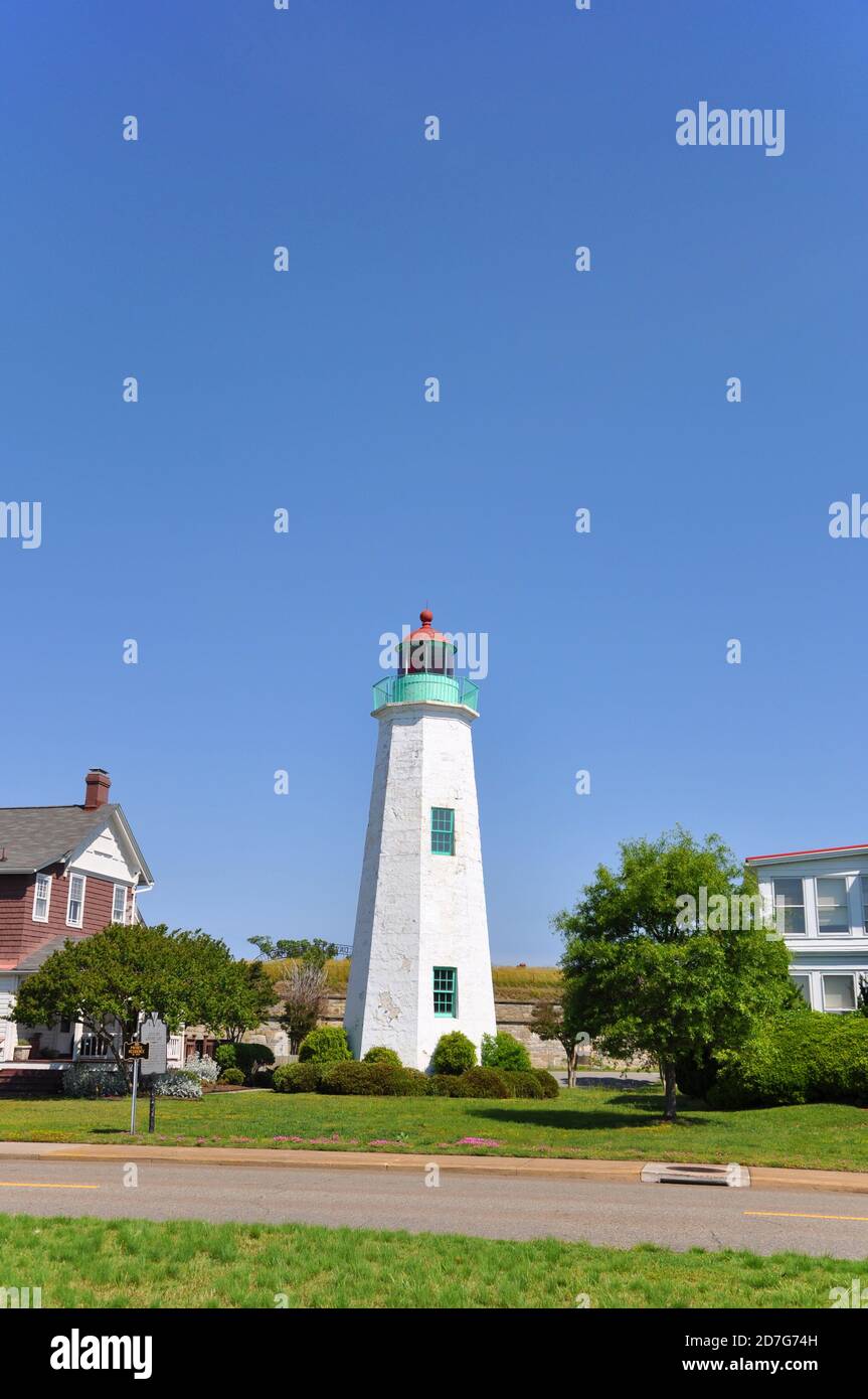 Old Point Comfort Lighthouse and keeper's quarters in Fort Monroe