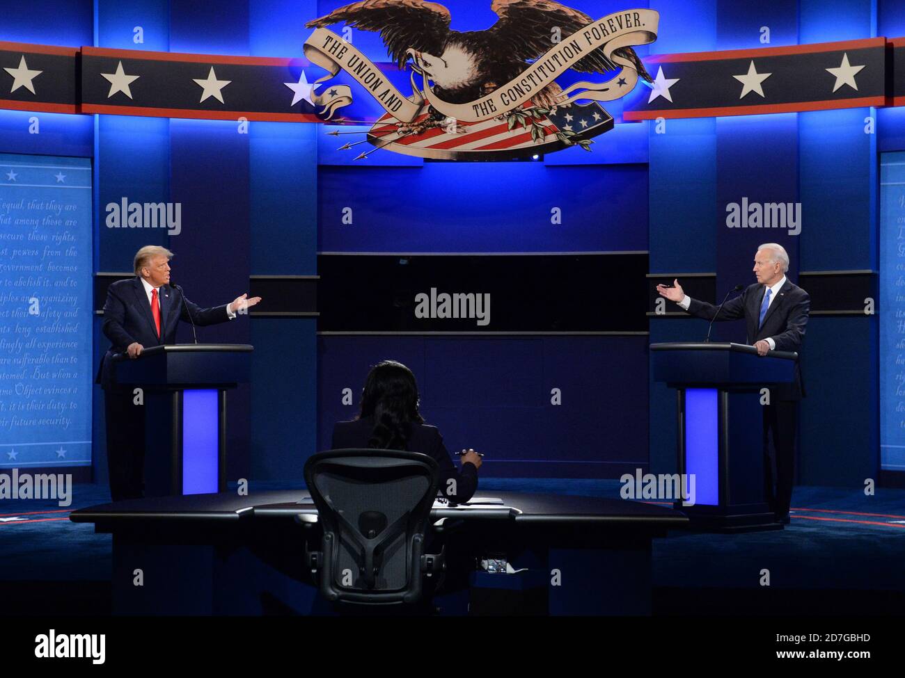 Nashville, United States. 22nd Oct, 2020. Republican presidential candidate President Donald Trump and Democratic presidential candidate former Vice President Joe Biden participate in the final presidential debate with moderator Kristen Welker, on the campus of Belmont University, in Nashville, Tennessee on Thursday, October 22, 2020. Photo by Kevin Dietsch/UPI . Credit: UPI/Alamy Live News Stock Photo