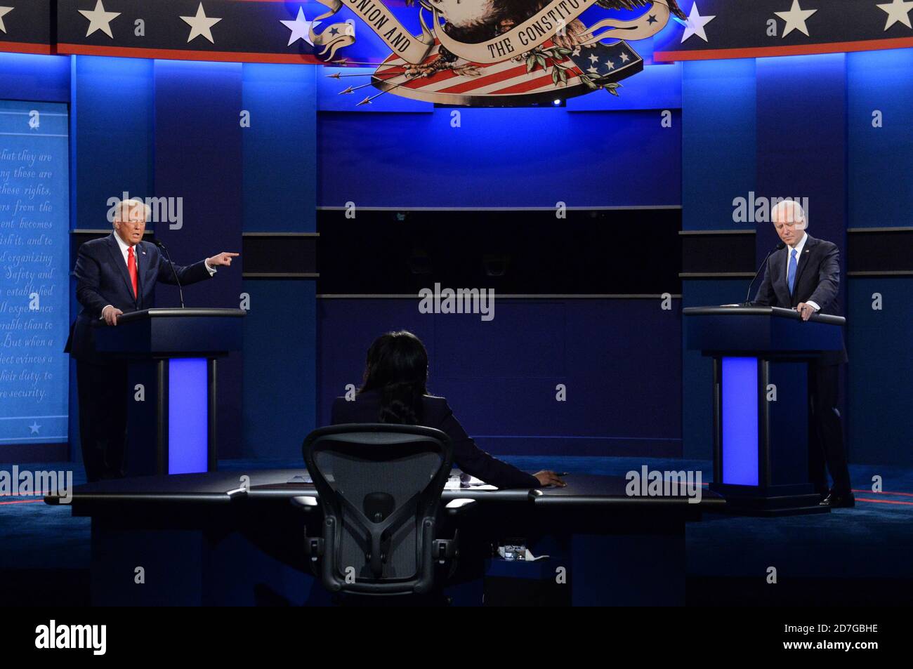 Nashville, United States. 22nd Oct, 2020. Republican presidential candidate President Donald Trump and Democratic presidential candidate former Vice President Joe Biden participate in the final presidential debate with moderator Kristen Welker, on the campus of Belmont University, in Nashville, Tennessee on Thursday, October 22, 2020. Photo by Kevin Dietsch/UPI . Credit: UPI/Alamy Live News Stock Photo