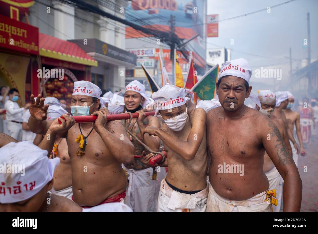 Phuket Town, Phuket, Thailand. 23rd Oct, 2020. Phuket's annual Vegetarian Festival, also known as the Nine Emperor Gods festival, began on October 17th and will run until October 25th. Known for it's extreme displays of ritualistic mutilation by spirit mediums known as mah song the festival is derived from Chinese Taoist beliefs. Devotees taking part in the festival abstain from consuming animal products as well as adhering to other restrictions during the duration of the festivities. Credit: Adryel Talamantes/ZUMA Wire/Alamy Live News Stock Photo