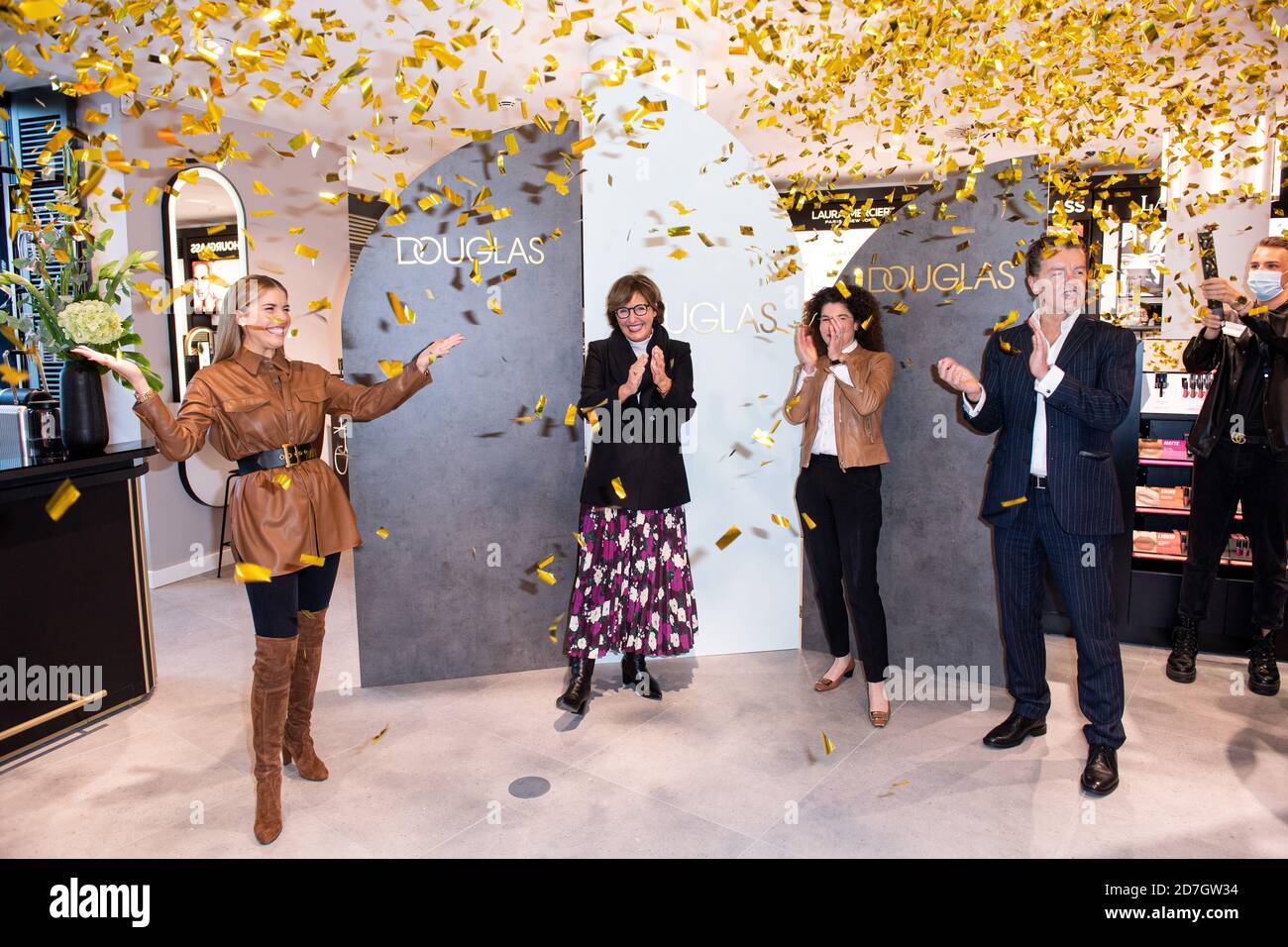 Hamburg, Germany. 22nd Oct, 2020. Victoria Swarovski (l-r), Austrian singer  and presenter, Nicole Nitschke, Managing Director for Douglas in Germany  and Switzerland, Tina Müller, President and CEO of the Douglas perfumery,  and