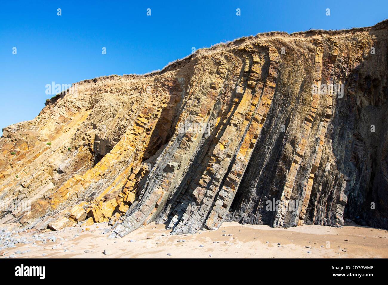 Bedding planes in rock at Widemouth Bay, Cornwall, UK Stock Photo Alamy