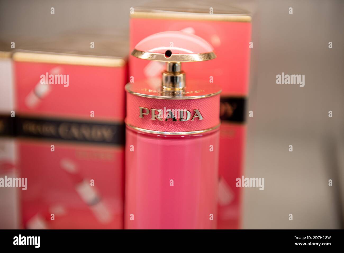 Prada perfume bottle hi-res stock photography and images - Alamy