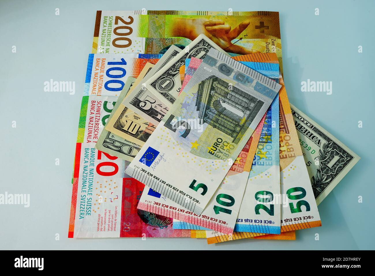 Geld - verschiedene Währungen - Geld aus den USA, der EU und der Schweiz. Money - Different currency - money from USA, EU and Switzerland - USD, EURO, Stock Photo