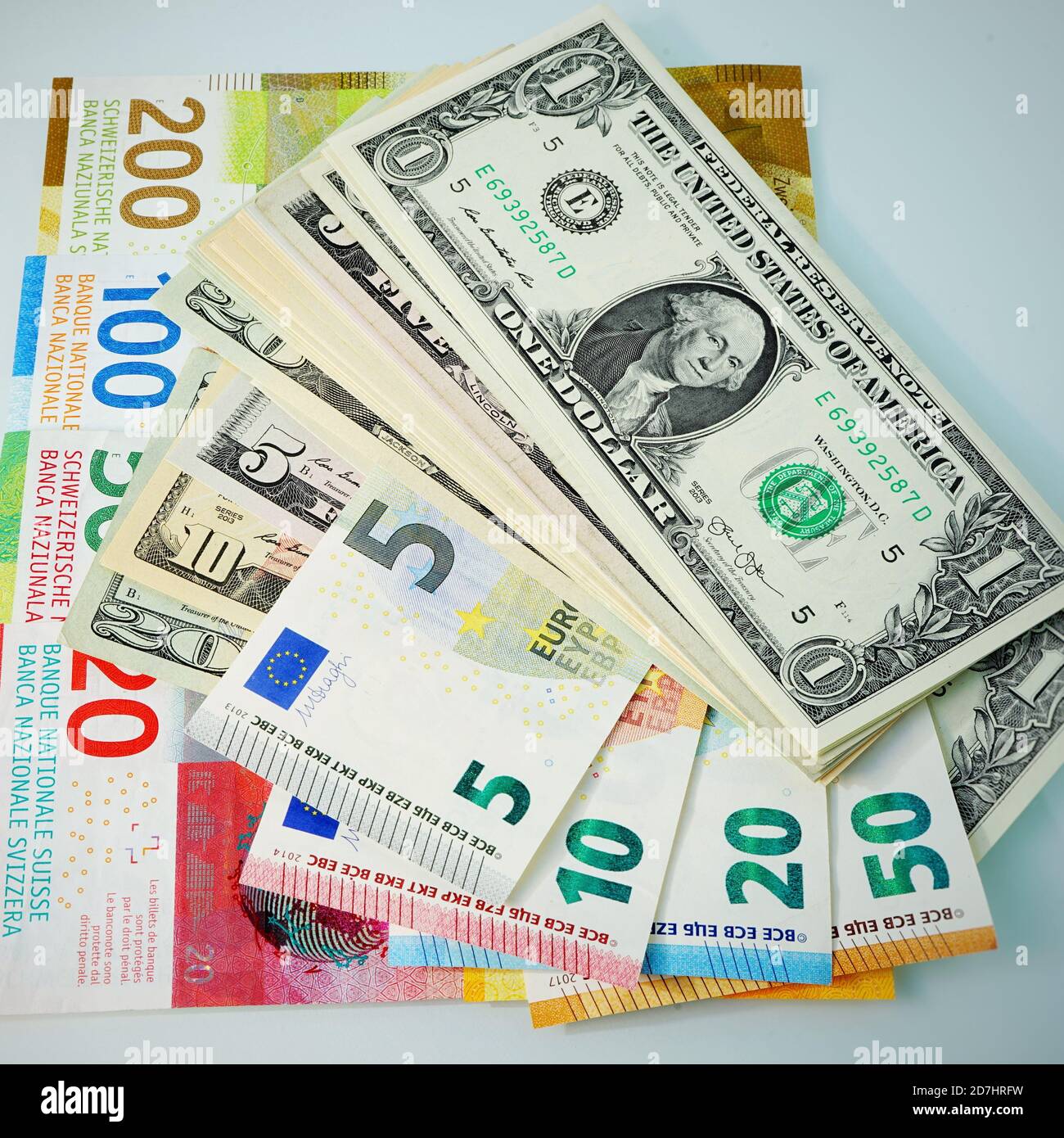 Geld - verschiedene Währungen - Geld aus den USA, der EU und der Schweiz. Money - Different currency - money from USA, EU and Switzerland - USD, EURO, Stock Photo