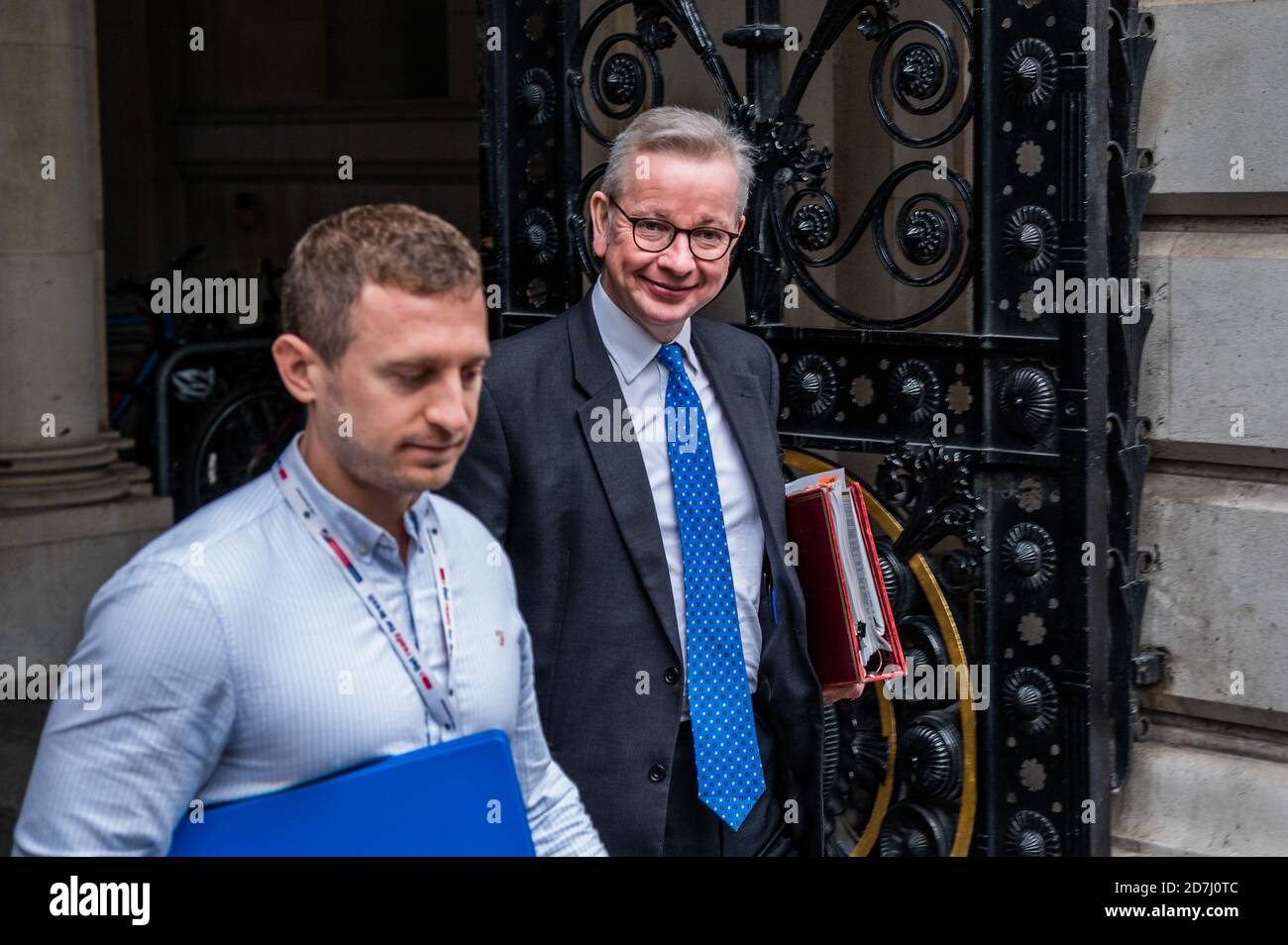 London, UK. 23rd Oct, 2020. Michael Gove arrives back in Downing Street. Credit: Guy Bell/Alamy Live News Stock Photo