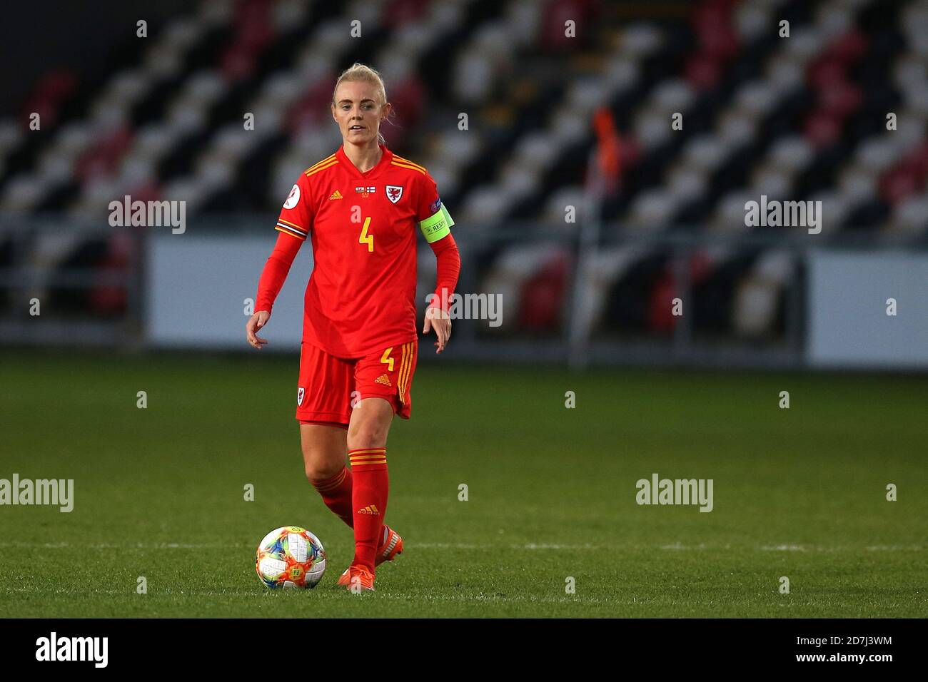 Newport, UK. 22nd Oct, 2020. Sophie Ingle of Wales Women in action. UEFA Women's Euro 2022 qualifying match, Wales women v The Faroe Islands at Rodney Parade in Newport, South Wales on Thursday 22nd October 2020. Pic by Andrew Orchard/Alamy Live News Stock Photo