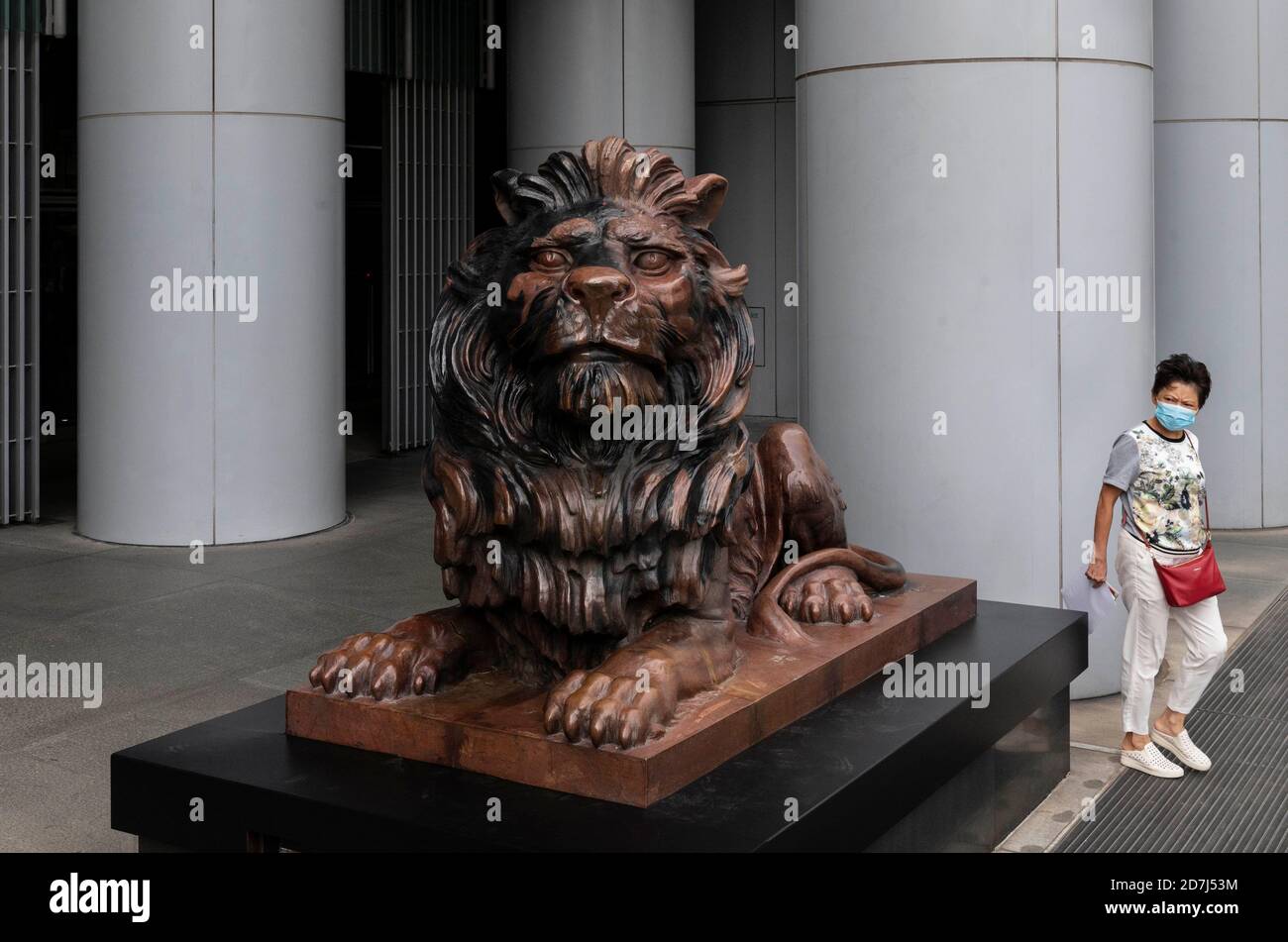 Lion statue bank of china hires stock photography and images Alamy