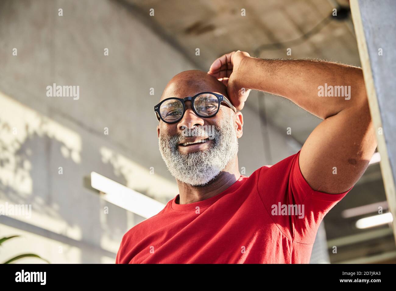 Man head in hands glasses hi-res stock photography and images - Alamy