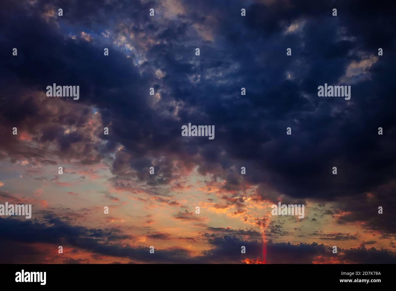 Dark dramatic sky with gloomy storm clouds Stock Photo - Alamy
