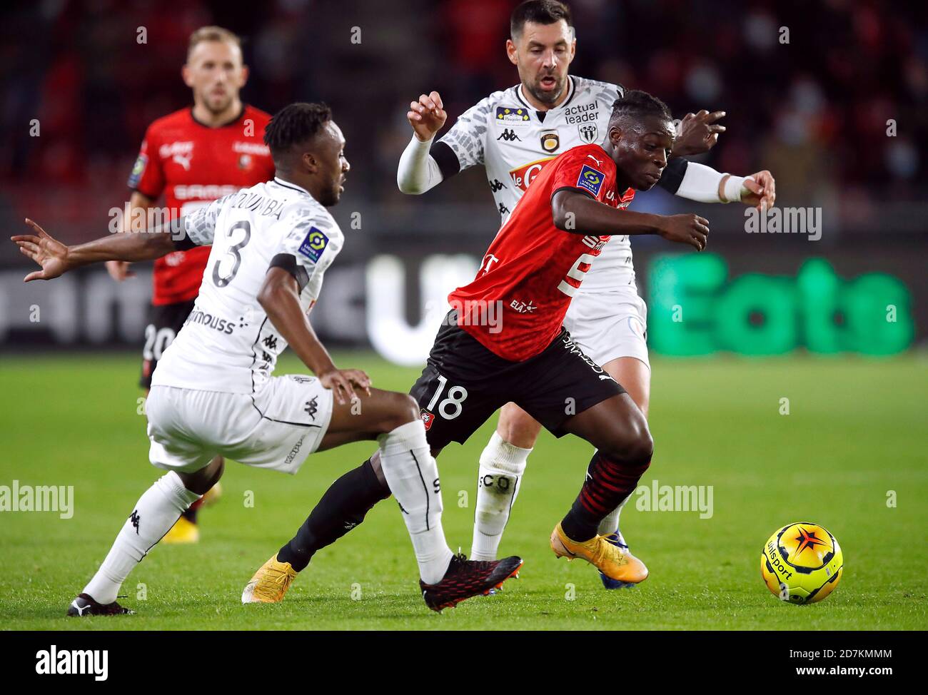 Soccer Football - Ligue 1 - Stade Rennes v Angers - Roazhon Park, Rennes,  France - October 23, 2020 Stade Rennes' Jeremy Doku in action with Angers'  Souleyman Doumbia REUTERS/Stephane Mahe Stock Photo - Alamy