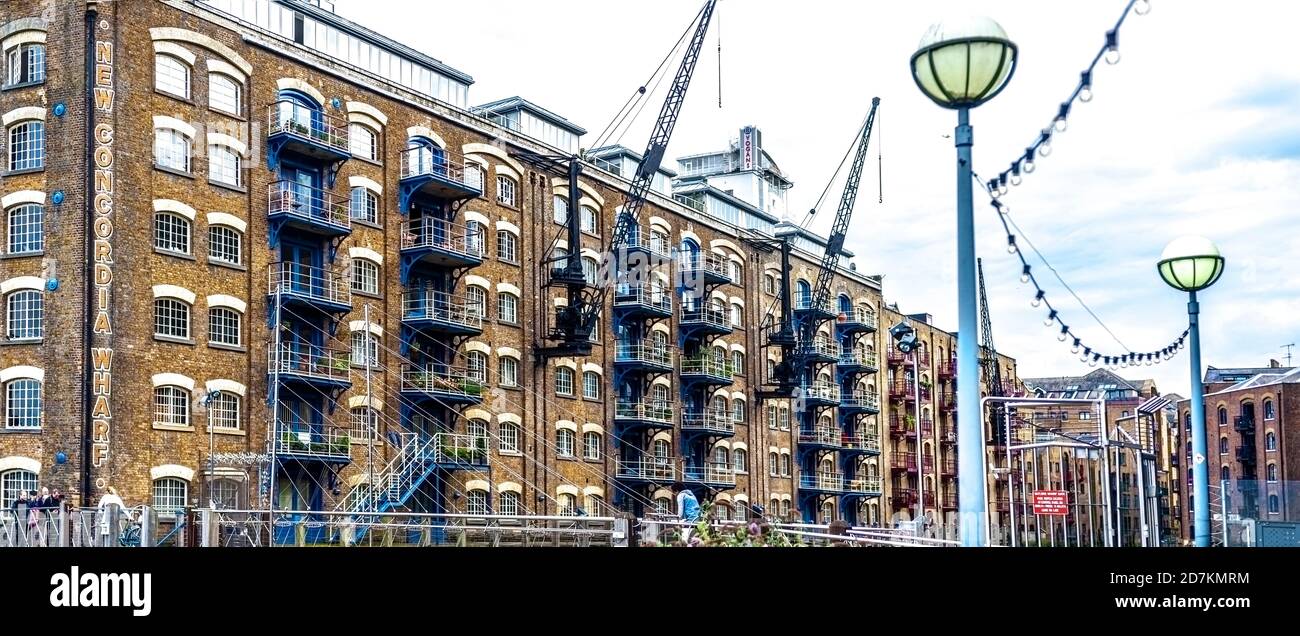 New Concordia Wharf is a set of properties located in South London by the river Thames. It used to be a late Victorian grain warehouse... Stock Photo