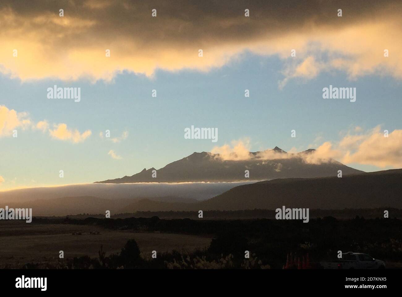 Morning mists over Mordor, Mount Ruapehue, New Zealand Stock Photo