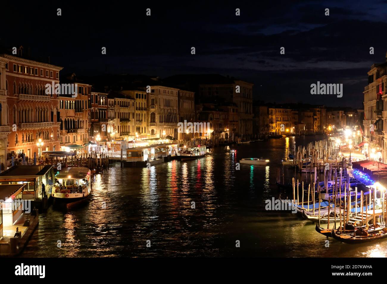 View of the Grand Canal from Rialto Bridge at Night - Long Exposure ...