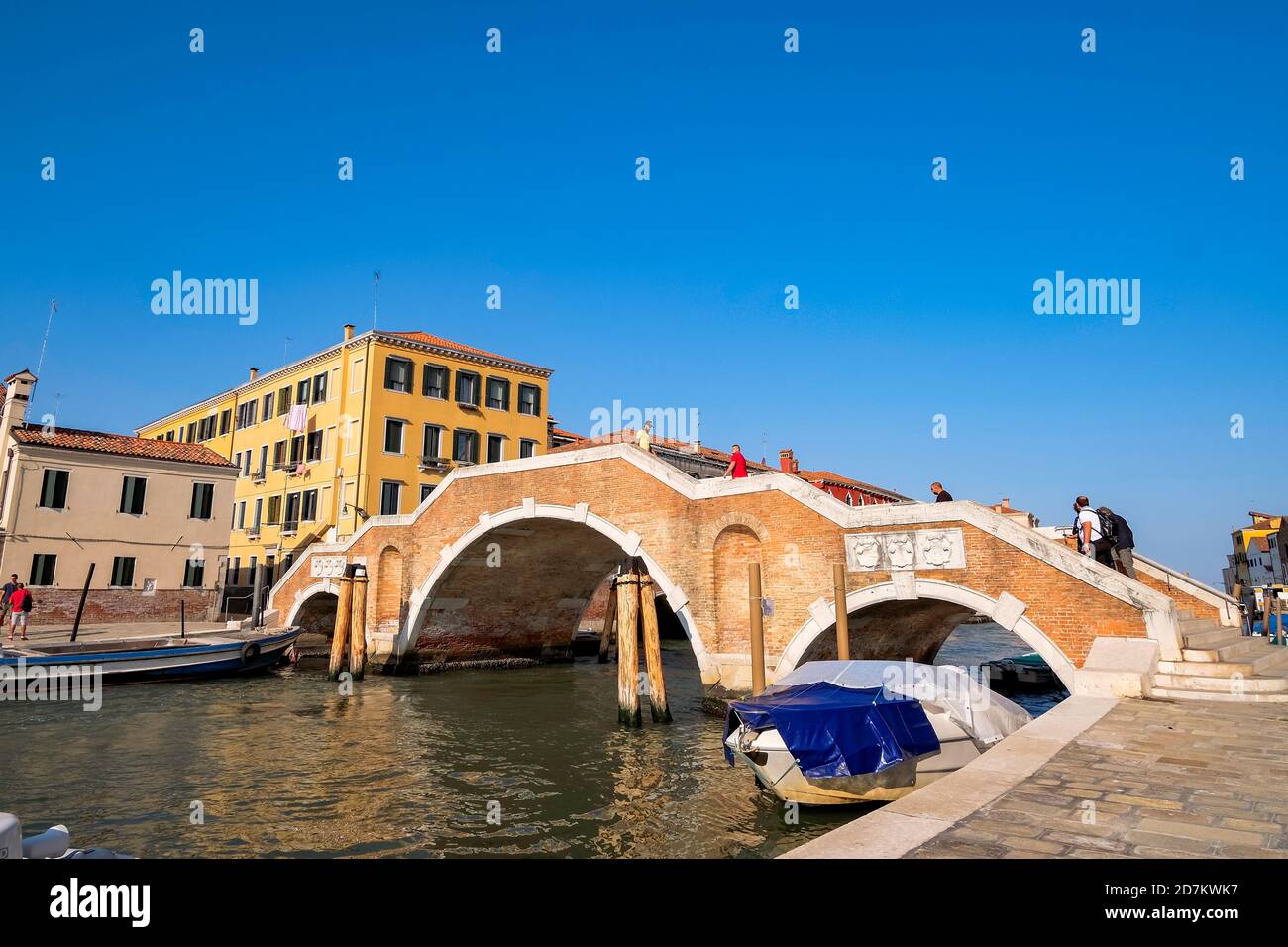 'Ponte dei Tre Archi' (Bridge of the Three Archives) Over the Canal - Venice, Veneto, Italy Stock Photo
