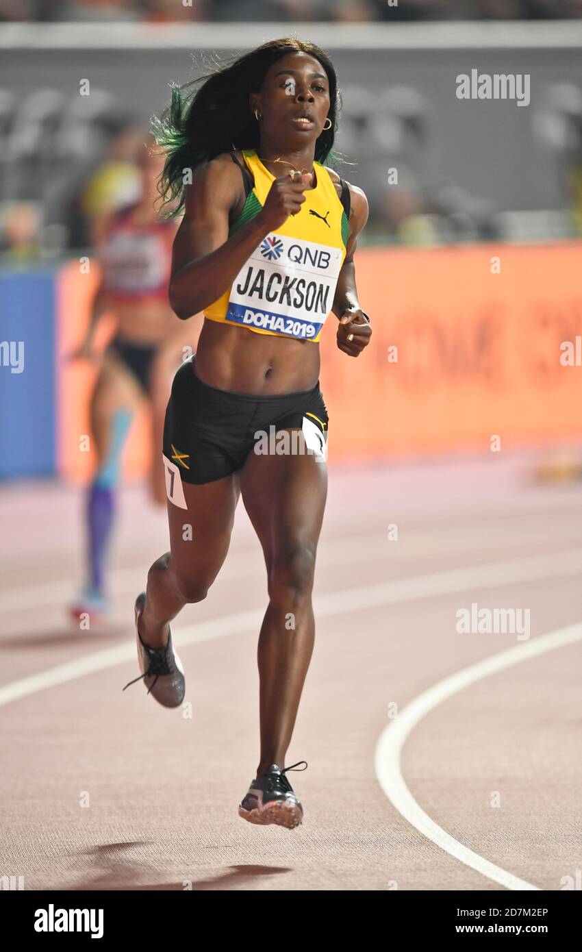 Shericka Jackson (Jamaica). 400 metres women Semi-Final. IAAF World Athletics Championships, Doha 2019 Stock Photo