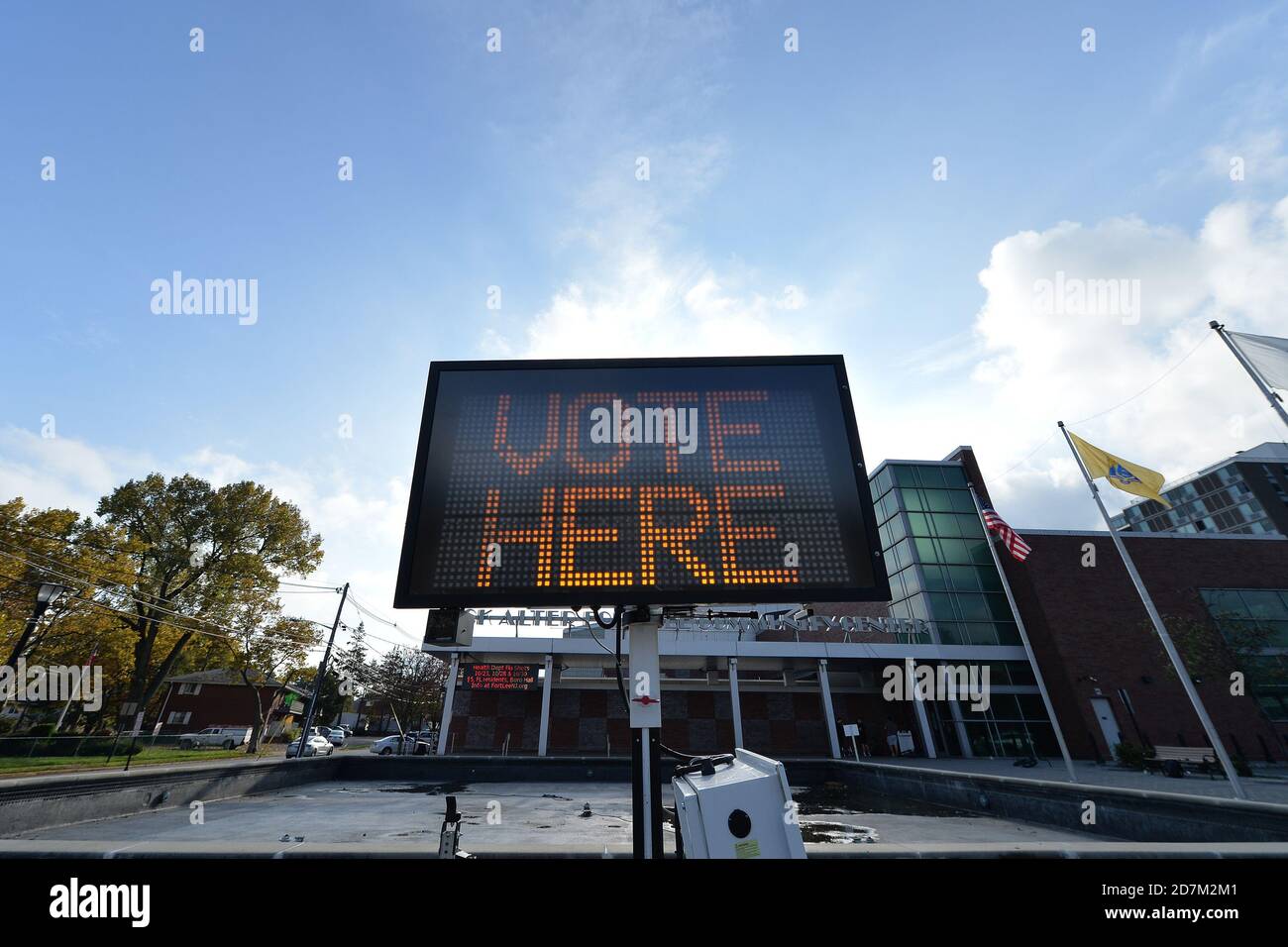 Fort Lee, USA. 23rd Oct, 2020. "Vote Here" sign outside the Fort Lee