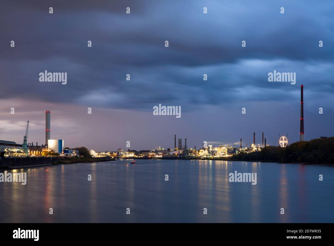 view to the Ford factory in Cologe-Niehl and the Chempark in Leverkusen, former known as the Bayer factory, river Rhine,  North Rhine-Westphalia, Germ Stock Photo